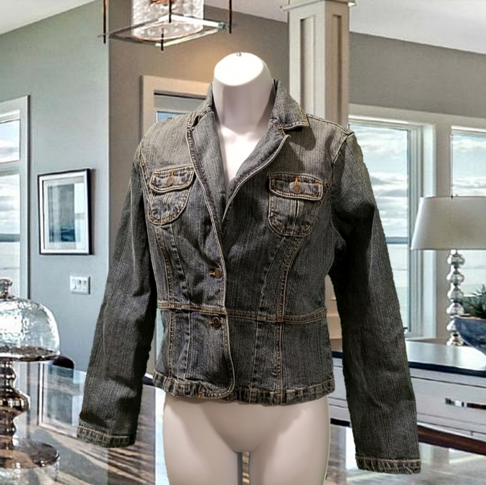 $35,4.99🌸 APT. 9 Stretch Dressy Jean Jacket, NWOT, medium • Gone Soon